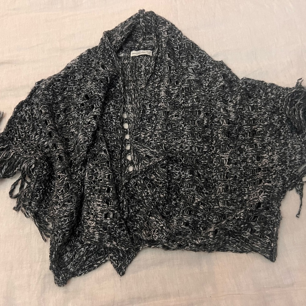 Abercrombie and Fitch loose crocheted cardigan